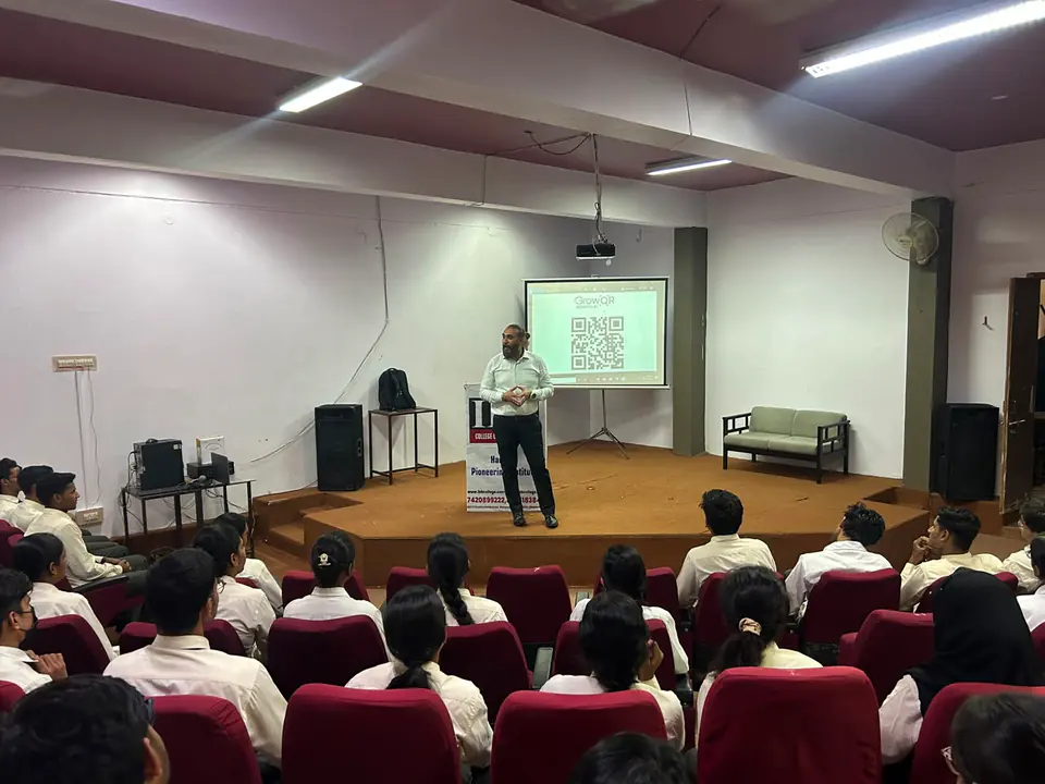 The hall in session. IBB College of Physiotherapy, Kota, Rajasthan.